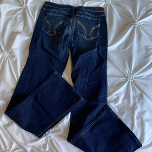 NWOT - Womens Hollister Jeans Mid-Rise Bootcut size 13 Long